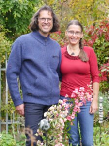 GALAROSA bei mir zu Besuch, Jeannette Frank und Roberto Ciervo in Wurzerlsgarten