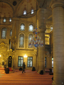 Die Eyüp Sultan Moschee, wichtiger Pilgerort für Muslime in der Türkei.