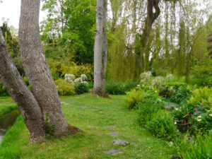 Im Japanischen Wassergarten von Heale Garden