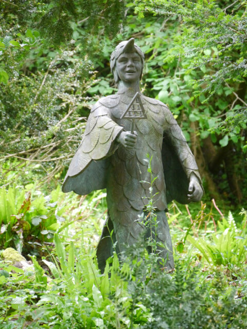 Papageno Skulptur, The Peto Garden, Iford Manor