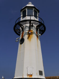 Der Leuchtturm auf der Mole von St. Ives