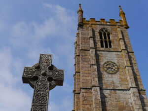 St Ives Parisch Church, St. Ives und Keltenkreuz